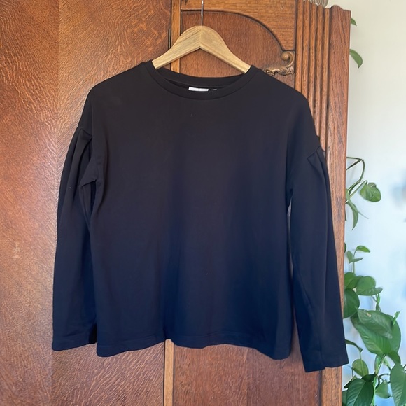 Crew Neck Sweater Puffy Sleeves - Picture 2 of 4